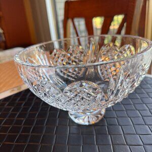 Waterford Crystal Wedding Heirloom 5" Footed Bowl with Diamond Hearts